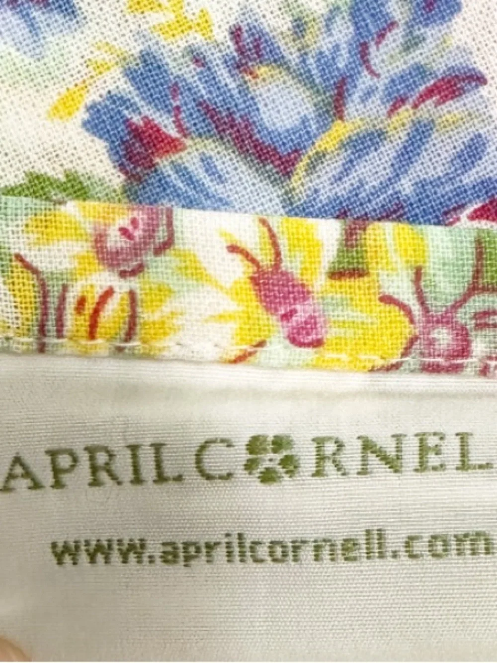 NEW April Cornell ETERNAL ROSE Table Runner 16” x 90”